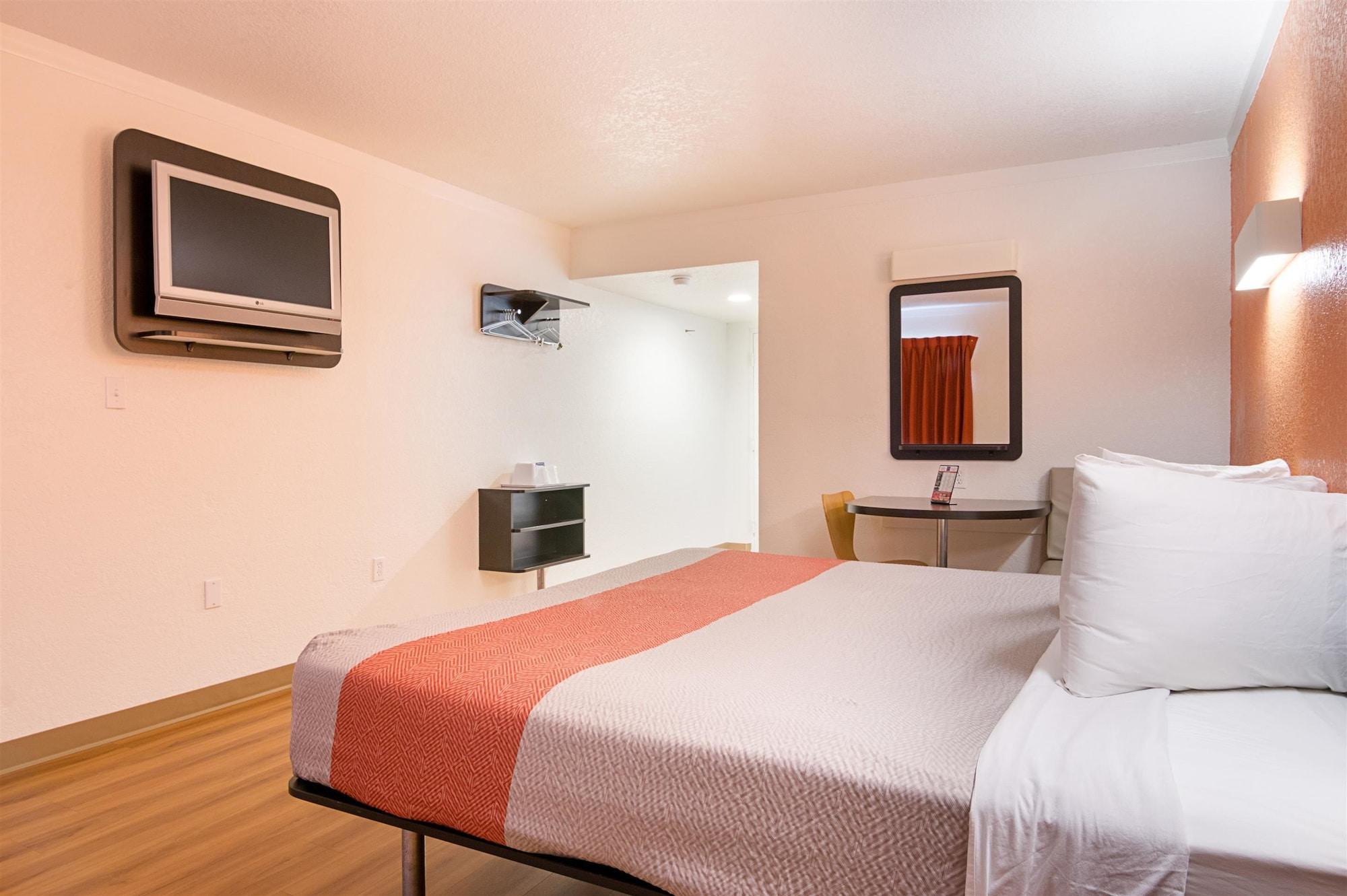 Motel 6-Tampa, Fl - Fairgrounds Heartland Dış mekan fotoğraf