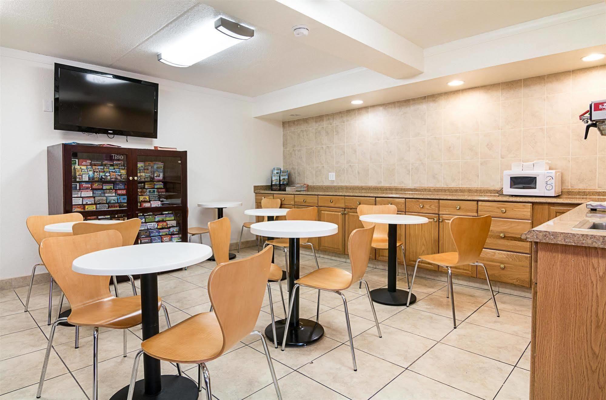Motel 6-Tampa, Fl - Fairgrounds Heartland Dış mekan fotoğraf
