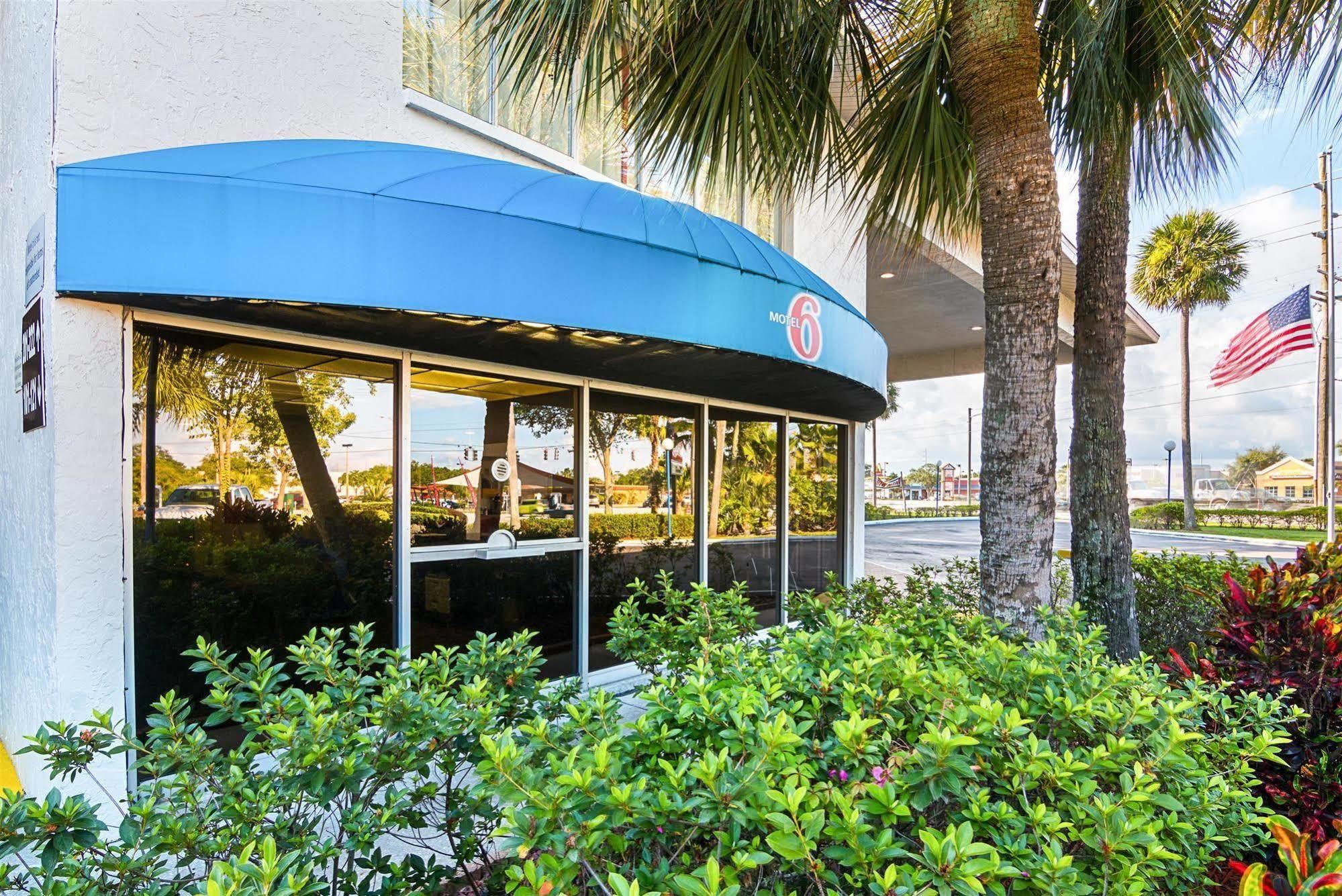 Motel 6-Tampa, Fl - Fairgrounds Heartland Dış mekan fotoğraf